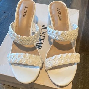JUSTFAB White Braided Strappy Sandals Size 7.5